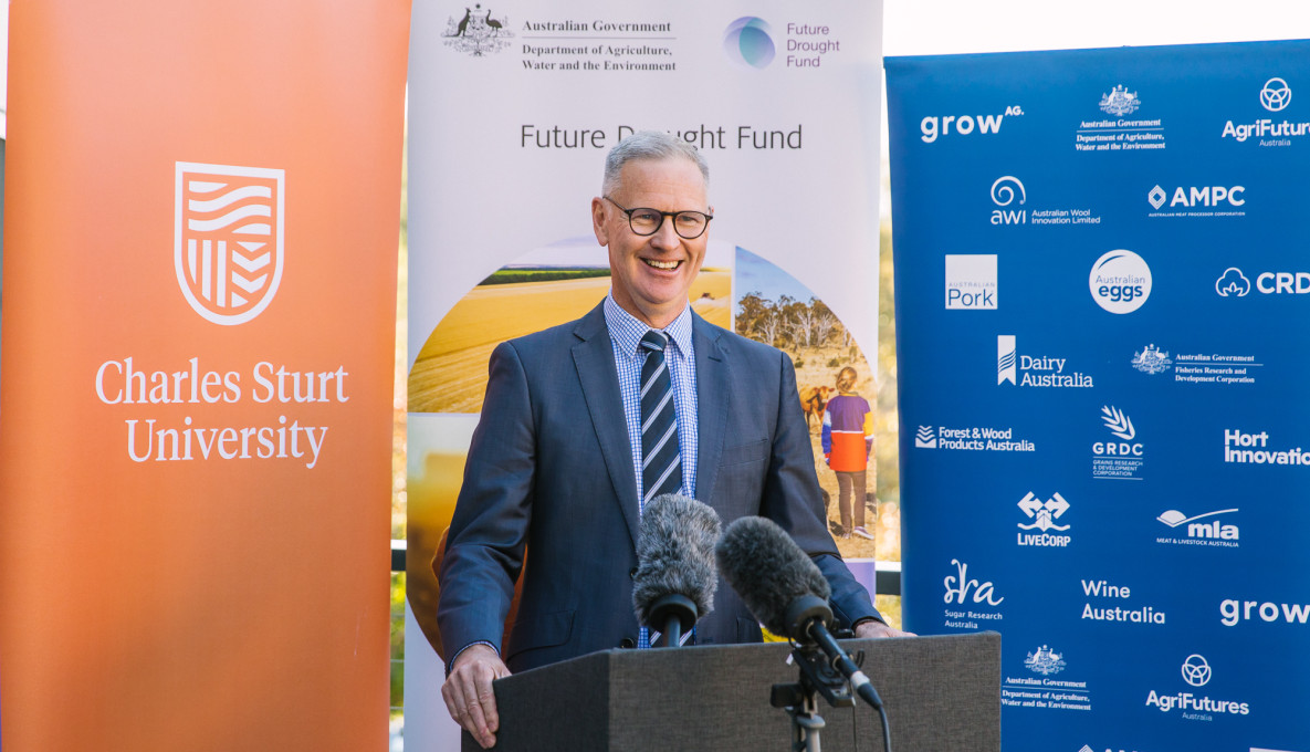 AgriFutures Australia General Manager John Howard presenting at the launch of growag